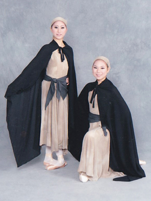 パキータ（第1幕・盗賊）の衣装